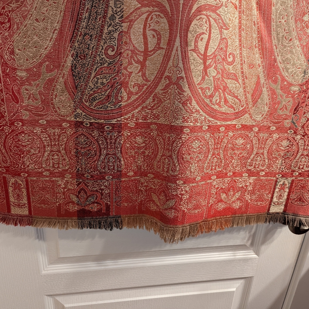 "Pashmina" Wrap - Red, Gold & Black Pattern w/border. Fringe edges. One size - Picture 7 of 11